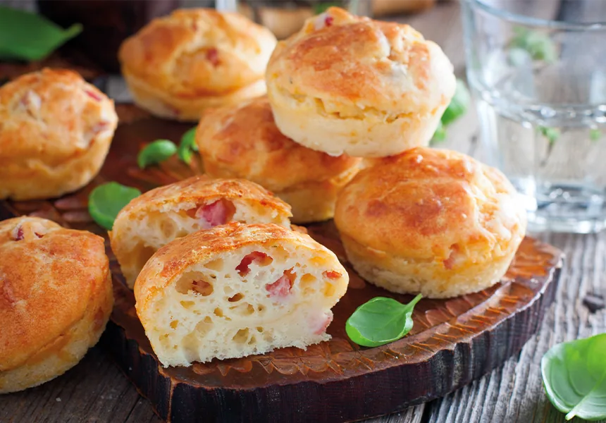Muffin salati prosciutto e formaggio
