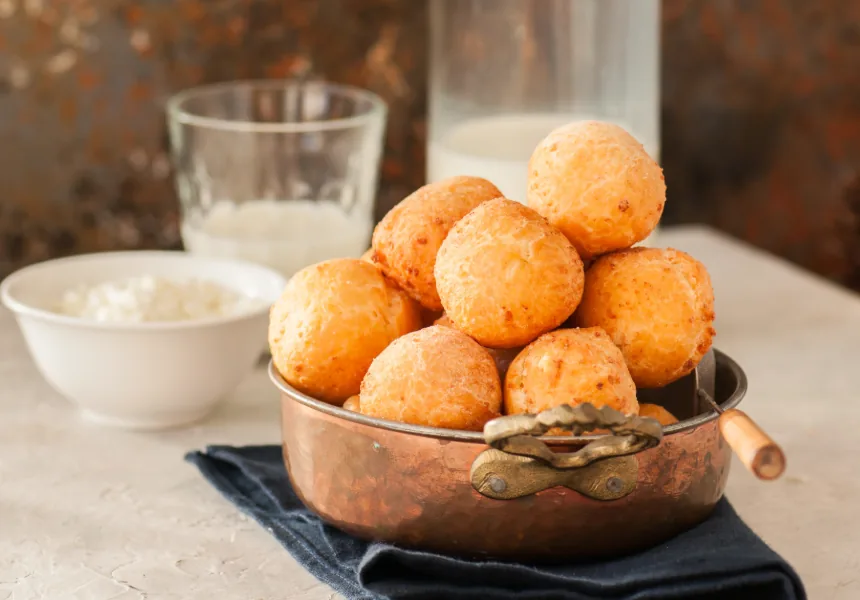 Piccoli bignè al provolone